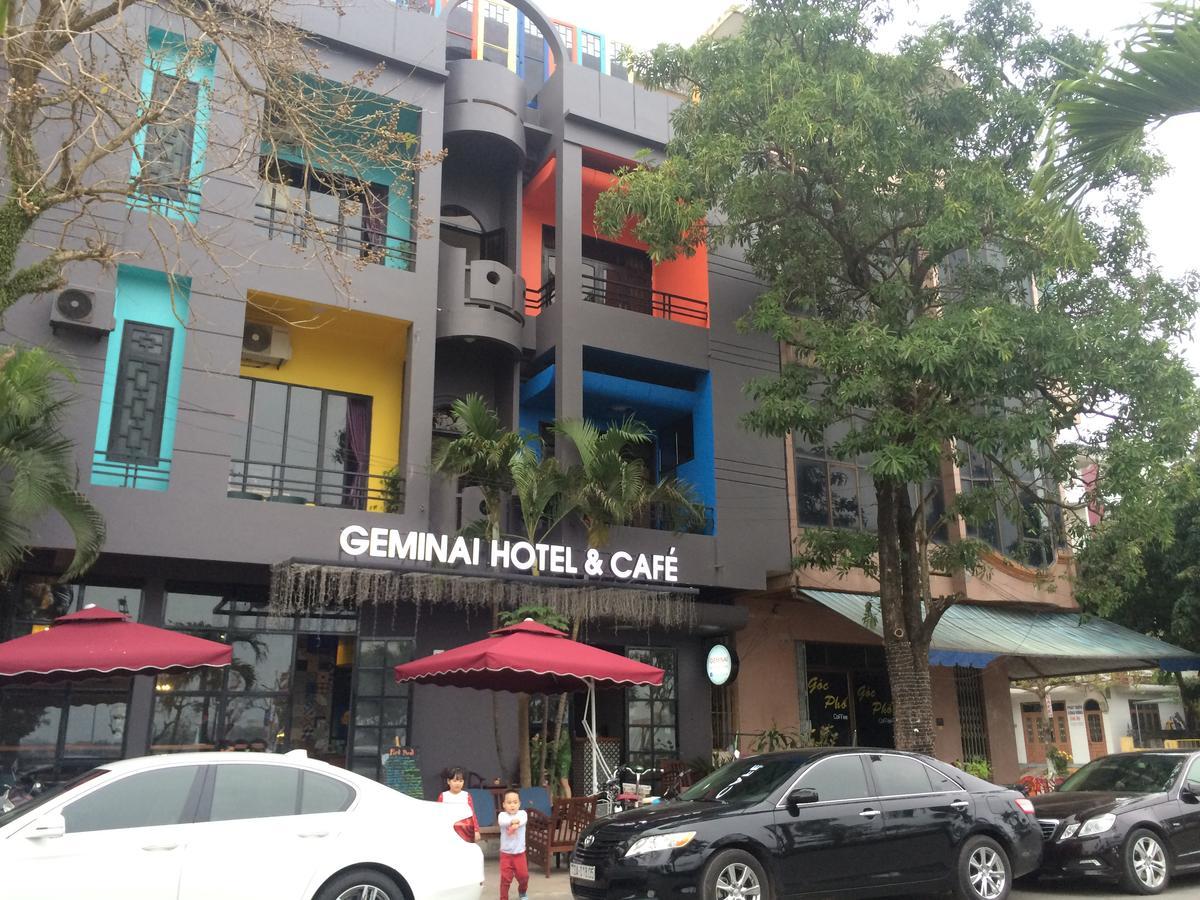 Geminai Hotel & Cafe Донг Хой Екстериор снимка