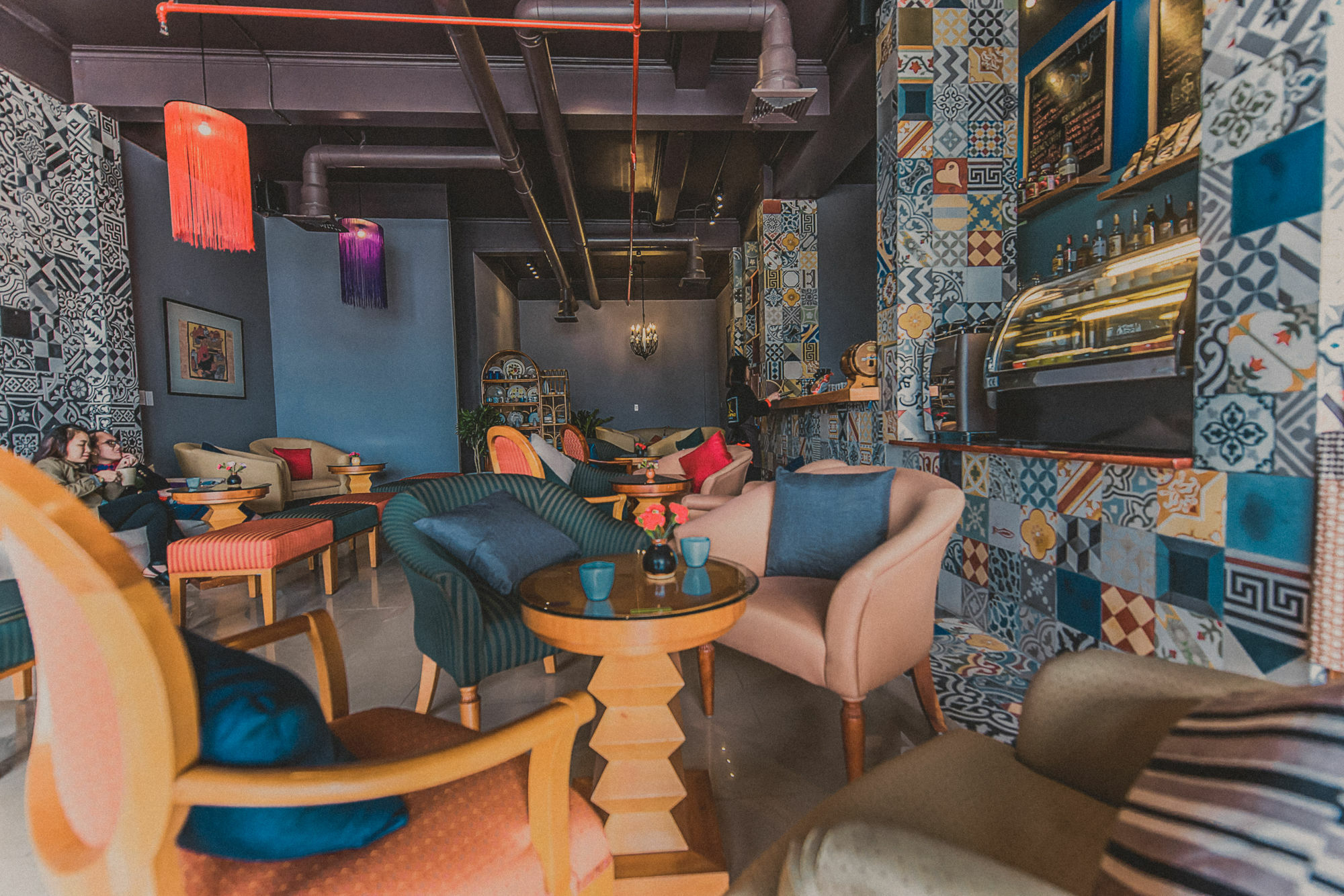 Geminai Hotel & Cafe Донг Хой Екстериор снимка